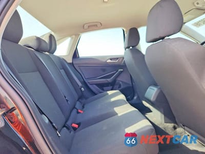 Zdjęcie 10 z 13 samochodu: 2019 VOLKSWAGEN JETTA VIN:3VWC57BU0KM070649 - miniatura