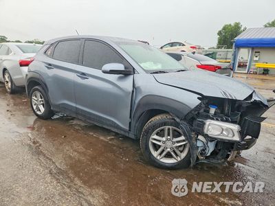 Czwarte zdjęcie samochodu z boku: 2021 HYUNDAI KONA SE VIN:KM8K1CAA8MU678326 - miniatura