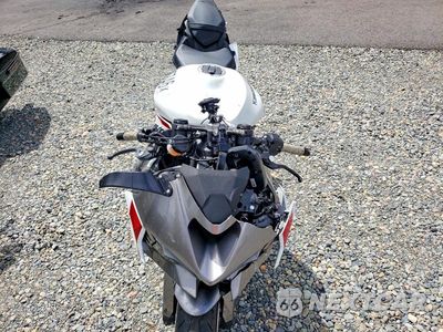 Piąte zdjęcie samochodu w środku: 2025 KAWASAKI ZX636 K VIN:JKBZXJK19SA010270 - miniatura
