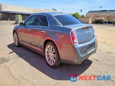 Trzecie zdjęcie samochodu z tyłu: 2011 CHRYSLER 300C VIN:2C3CA6CT5BH549764 - miniatura
