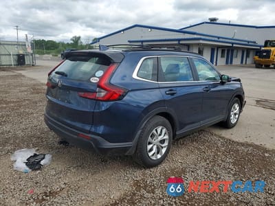 Trzecie zdjęcie samochodu z tyłu: 2024 HONDA CR-V LX VIN:2HKRS4H24RH473348 - miniatura