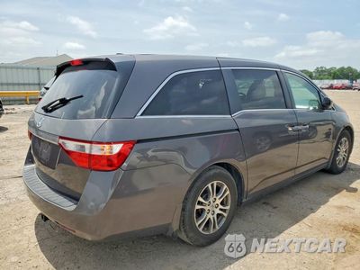 Trzecie zdjęcie samochodu z tyłu: 2013 HONDA ODYSSEY EXL VIN:5FNRL5H69DB014023 - miniatura