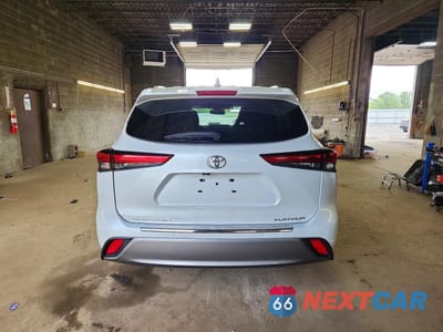 Zdjęcie 6 z 13 samochodu: 2023 TOYOTA HIGHLANDER PLATINUM VIN:5TDKDRAH0PS043542 - miniatura