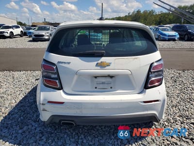 Zdjęcie 6 z 12 samochodu: 2017 CHEVROLET SONIC VIN:1G1JG6SH9H4153298 - miniatura