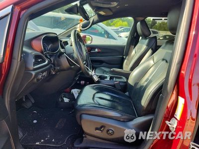 Zdjęcie 7 z 13 samochodu: 2019 CHRYSLER PACIFICA TOURING L VIN:2C4RC1BG9KR746504 - miniatura