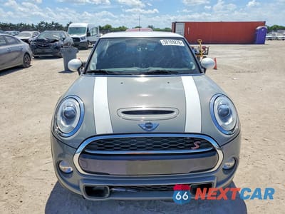 Piąte zdjęcie samochodu w środku: 2015 MINI COOPER S VIN:WMWXP7C57F2A34329 - miniatura