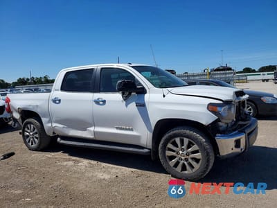 Czwarte zdjęcie samochodu z boku: 2016 TOYOTA TUNDRA CREWMAX LIMITED VIN:5TFHW5F18GX535271 - miniatura