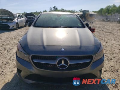 Piąte zdjęcie samochodu w środku: 2015 MERCEDES-BENZ CLA 250 VIN:WDDSJ4EB9FN273544 - miniatura
