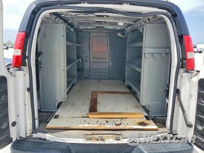 Zdjęcie 10 z 13 samochodu: 2020 CHEVROLET EXPRESS G2500 VIN:1GCWGAFG1L1240138 - miniatura