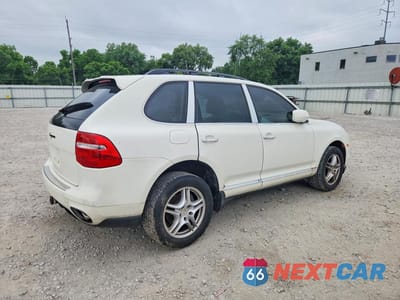 Trzecie zdjęcie samochodu z tyłu: 2009 PORSCHE CAYENNE VIN:WP1AA29P59LA08697 - miniatura