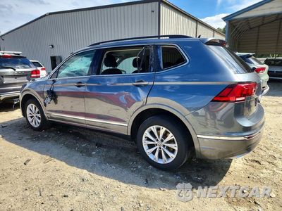 Drugie zdjęcie samochodu z przodu: 2018 VOLKSWAGEN TIGUAN SE VIN:3VV2B7AX7JM123673 - miniatura