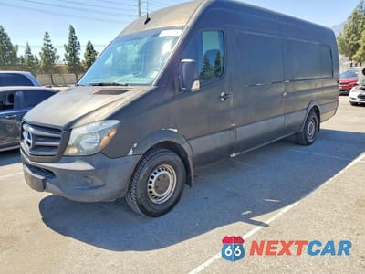 2016 MERCEDES BENZ SPRINTER 2500 DELIVERY VAN WD3PE8CDXGP317342 - główne zdjęcie licytacji z USA - miniatura