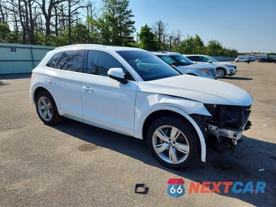 Czwarte zdjęcie samochodu z boku: 2019 AUDI Q5 PREMIUM PLUS VIN:WA1BNAFY5K2050293 - miniatura