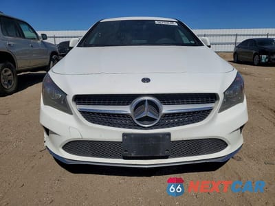 Piąte zdjęcie samochodu w środku: 2018 MERCEDES-BENZ CLA 250 VIN:WDDSJ4EB6JN682299 - miniatura
