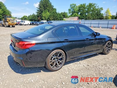 Trzecie zdjęcie samochodu z tyłu: 2019 BMW M5 VIN:WBSJF0C5XKB284151 - miniatura