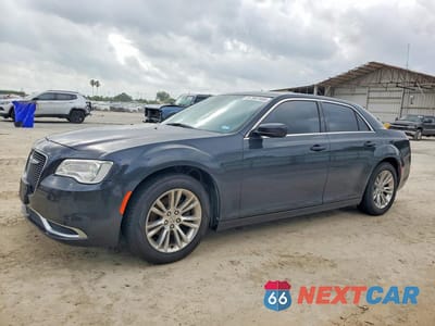 2016 CHRYSLER 300 LIMITED 2C3CCAAGXGH298590 - główne zdjęcie licytacji z USA - miniatura