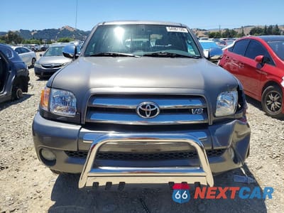 Piąte zdjęcie samochodu w środku: 2003 TOYOTA TUNDRA ACCESS CAB SR5 VIN:5TBRT34163S413263 - miniatura