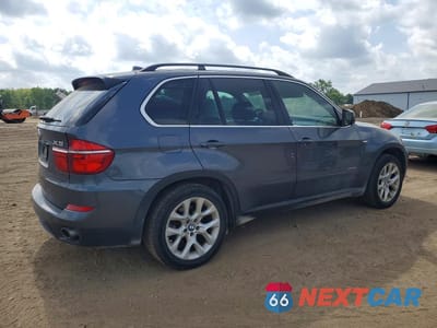 Trzecie zdjęcie samochodu z tyłu: 2013 BMW X5 XDRIVE35I VIN:5UXZV4C56DL993885 - miniatura