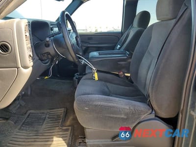 Zdjęcie 7 z 12 samochodu: 2006 CHEVROLET SILVERADO K1500 VIN:1GCEK19ZX6Z191194 - miniatura
