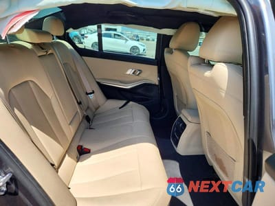 Zdjęcie 10 z 12 samochodu: 2021 BMW 330I VIN:3MW5R1J04M8C08939 - miniatura