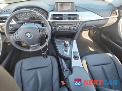 Zdjęcie 8 z 12 samochodu: 2013 BMW 320 I VIN:WBA3B1C5XDF461503 - miniatura
