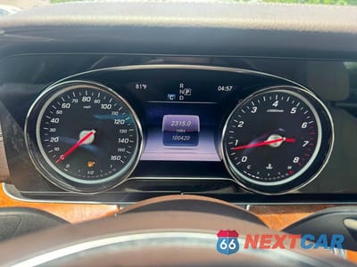 Zdjęcie 7 z 10 samochodu: 2017 MERCEDES-BENZ E 300 VIN:WDDZF4JB9HA118251 - miniatura