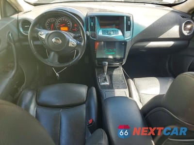 Zdjęcie 8 z 12 samochodu: 2011 NISSAN MAXIMA 3.5 S VIN:1N4AA5AP4BC826156 - miniatura