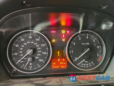 Zdjęcie 9 z 12 samochodu: 2010 BMW 328 XI VIN:WBAPK7C56AA460412 - miniatura