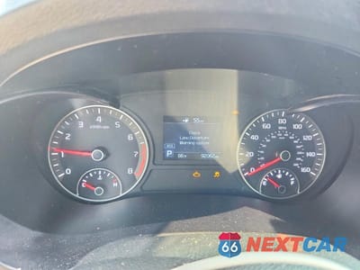 Zdjęcie 9 z 12 samochodu: 2019 KIA OPTIMA LX VIN:5XXGT4L3XKG360655 - miniatura