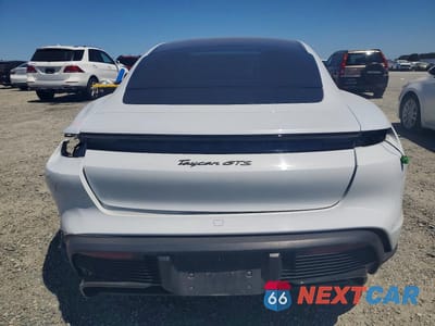 Zdjęcie 6 z 12 samochodu: 2022 PORSCHE TAYCAN GTS VIN:WP0AD2Y12NSA59423 - miniatura