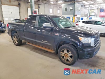 Czwarte zdjęcie samochodu z boku: 2008 TOYOTA TUNDRA DOUBLE CAB LIMITED VIN:5TFBV581X8X078504 - miniatura