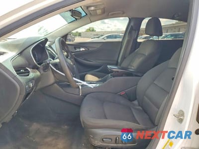 Zdjęcie 7 z 12 samochodu: 2020 CHEVROLET MALIBU VIN:1G1ZD5ST2LF038503 - miniatura