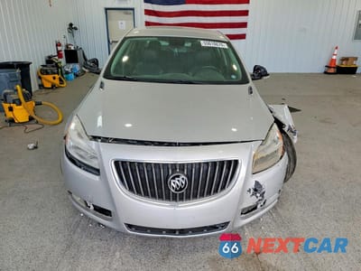 Piąte zdjęcie samochodu w środku: 2013 BUICK REGAL PREMIUM VIN:2G4GS5EV0D9250081 - miniatura