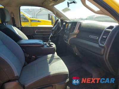 Zdjęcie 10 z 12 samochodu: 2019 RAM 5500 VIN:3C7WRMDL4KG648213 - miniatura