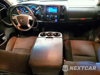 Zdjęcie 8 z 12 samochodu: 2011 GMC SIERRA K1500 SLE VIN:3GTP2VE30BG329630 - miniatura