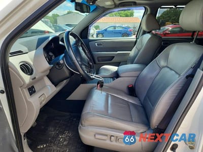 Zdjęcie 7 z 14 samochodu: 2015 HONDA PILOT TOURING VIN:5FNYF4H94FB008446 - miniatura