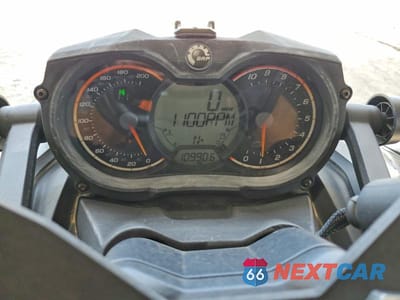 Zdjęcie 7 z 9 samochodu: 2016 CAN-AM SPYDER ROADSTER F3 VIN:2BXRDDD26GV000459 - miniatura