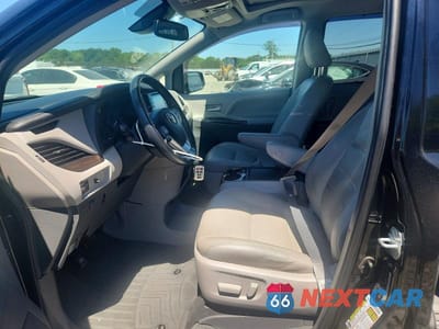 Zdjęcie 7 z 13 samochodu: 2020 TOYOTA SIENNA XLE 8-PASSENGER VIN:5TDYZ3DC7LS031665 - miniatura