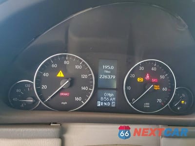 Zdjęcie 9 z 12 samochodu: 2005 MERCEDES-BENZ C 230K SPORT SEDAN VIN:WDBRF40J05F606701 - miniatura