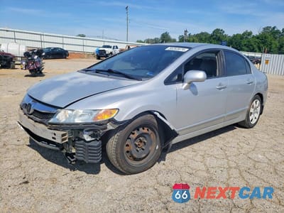 2010 HONDA CIVIC LX 2HGFA1F58AH317099 - główne zdjęcie licytacji z USA - miniatura