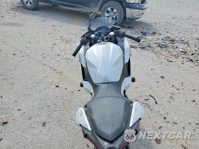 Zdjęcie 6 z 9 samochodu: 2025 KAWASAKI EX500 H VIN:ML5EXGH11SDA43973 - miniatura