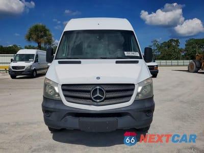 Piąte zdjęcie samochodu w środku: 2016 MERCEDES-BENZ SPRINTER 2 CARGO - R & D - CLN TITLE - PRIOR FLEET VIN:WD3PE8DD8GP250271 - miniatura