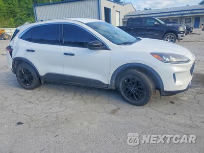 Czwarte zdjęcie samochodu z boku: 2022 FORD ESCAPE SE VIN:1FMCU9G66NUA96096 - miniatura