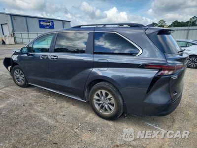 Drugie zdjęcie samochodu z przodu: 2025 TOYOTA SIENNA XLE 8-PASSENGER VIN:5TDJRKEC9SS232220 - miniatura