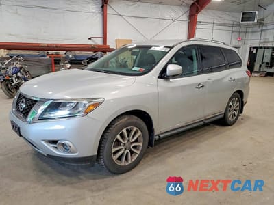 2013 NISSAN PATHFINDER S 5N1AR2MM1DC606829 - główne zdjęcie licytacji z USA - miniatura