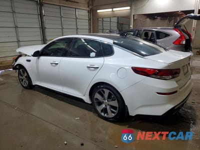 Drugie zdjęcie samochodu z przodu: 2019 KIA OPTIMA S VIN:5XXGT4L37KG370219 - miniatura