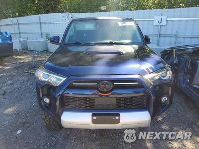 Piąte zdjęcie samochodu w środku: 2021 TOYOTA 4RUNNER TRD OFF-ROAD VIN:JTEPU5JR0M5918770 - miniatura