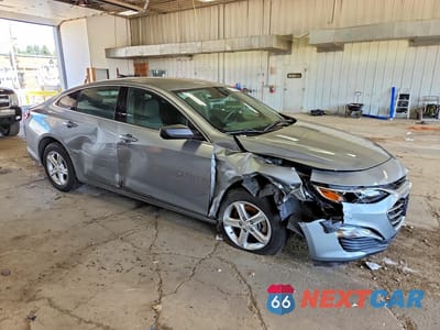 Czwarte zdjęcie samochodu z boku: 2024 CHEVROLET MALIBU LS VIN:1G1ZC5ST2RF225669 - miniatura