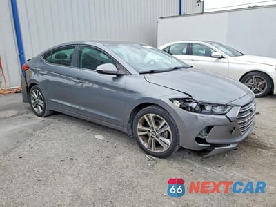 Czwarte zdjęcie samochodu z boku: 2017 HYUNDAI ELANTRA LIMITED VIN:KMHD84LF6HU358012 - miniatura