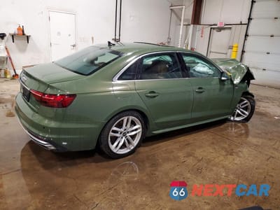 Trzecie zdjęcie samochodu z tyłu: 2024 AUDI A4 PREMIUM PLUS 45 VIN:WAUEAAF49RN013507 - miniatura